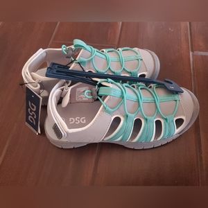 Gray and teal sandals kids size 3 youth new never worn by DSG